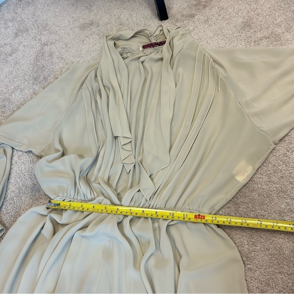 Wayne Clark Aline Marelle Vintage beige cream pleated midi dress Sz 12 - Picture 13 of 16